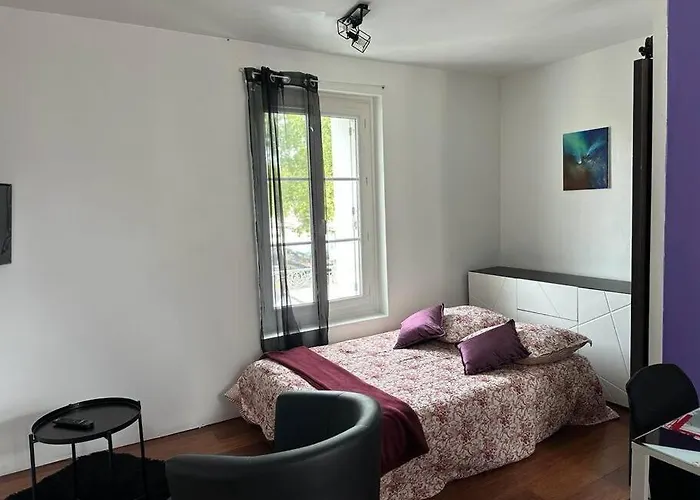 L'escale: Complet * Tours